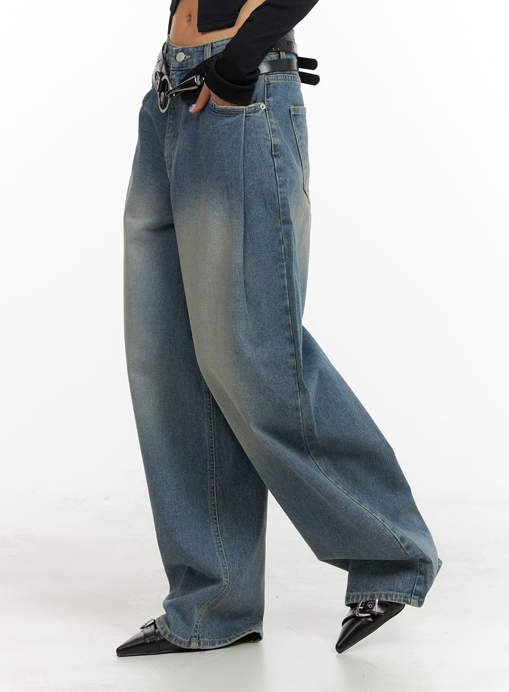 washed-out-wide-fit-baggy-jeans-ca416