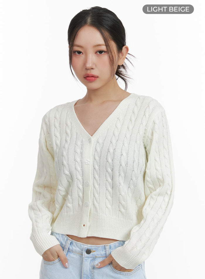 cable-knit-buttoned-crop-cardigan-oa415 / Light beige