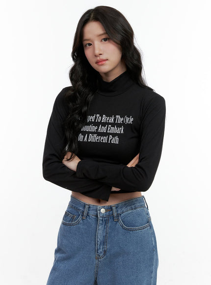 long-sleeve-turtleneck-crop-top-on404 / Black