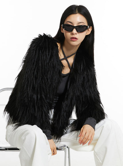 faux-fur-jacket-in308 / Black