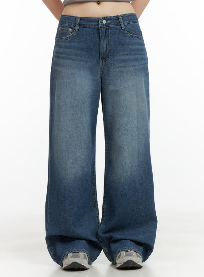 low-rise-washed-denim-baggy-jeans-cl422 / Blue