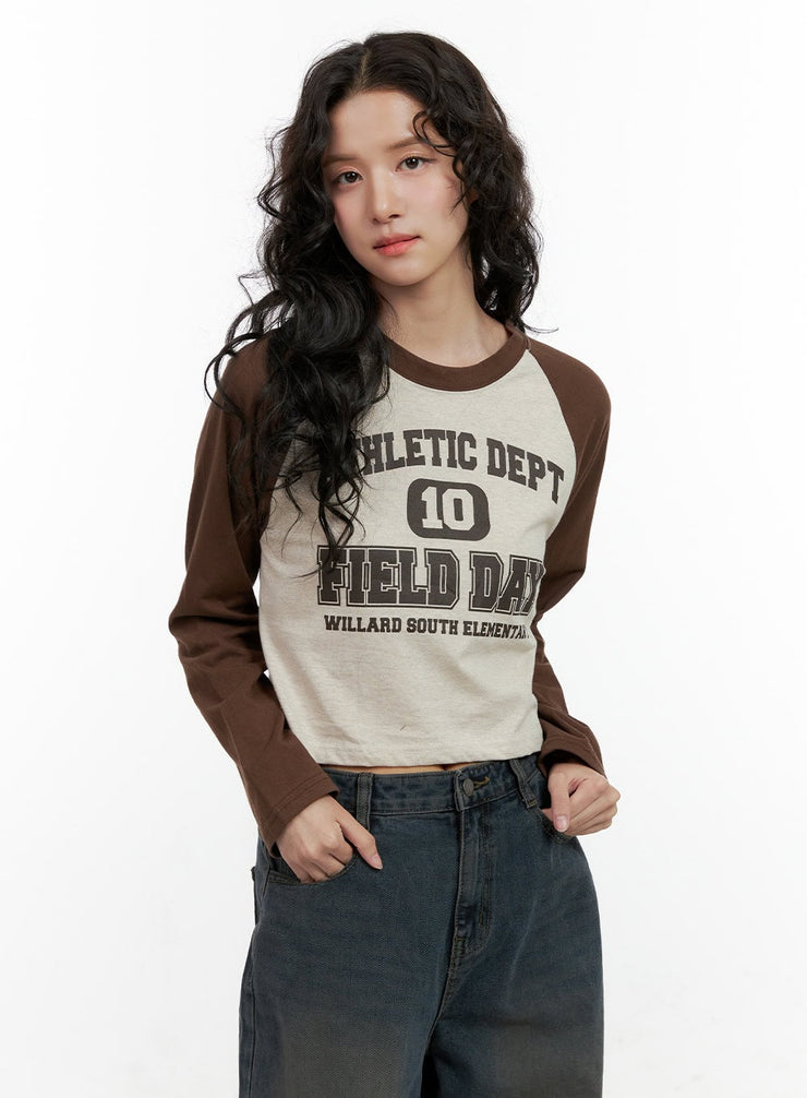 long-sleeve-raglan-printed-top-on404 / Brown