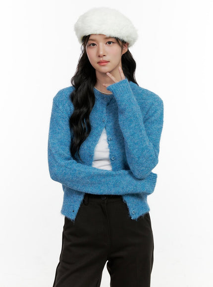 cozy-faux-fur-beret-on404 / White