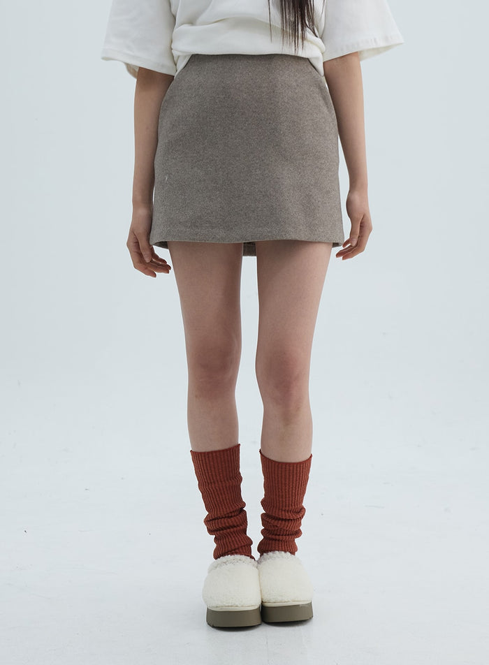 basic-mini-skirt-on314 / Brown