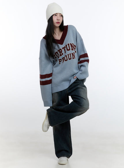 Two-Tone Graphic V-Neck Sweater CJ521