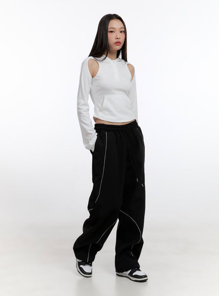 string-detail-wide-fit-trousers-cn421