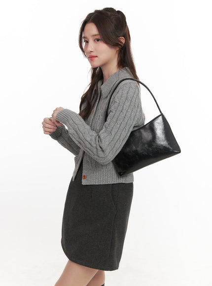 Classic Square Shoulder Bag CJ514