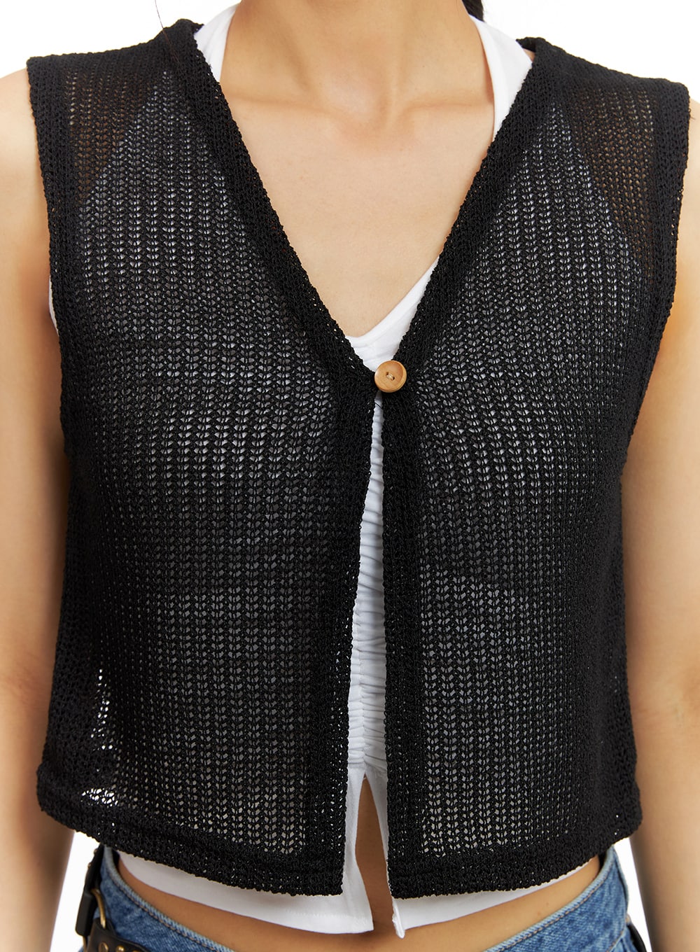 v-neck-buttoned-crop-linen-vest-ca423