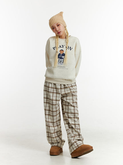 round-neck-graphic-bear-long-sleeve-loungewear-sweater-id313