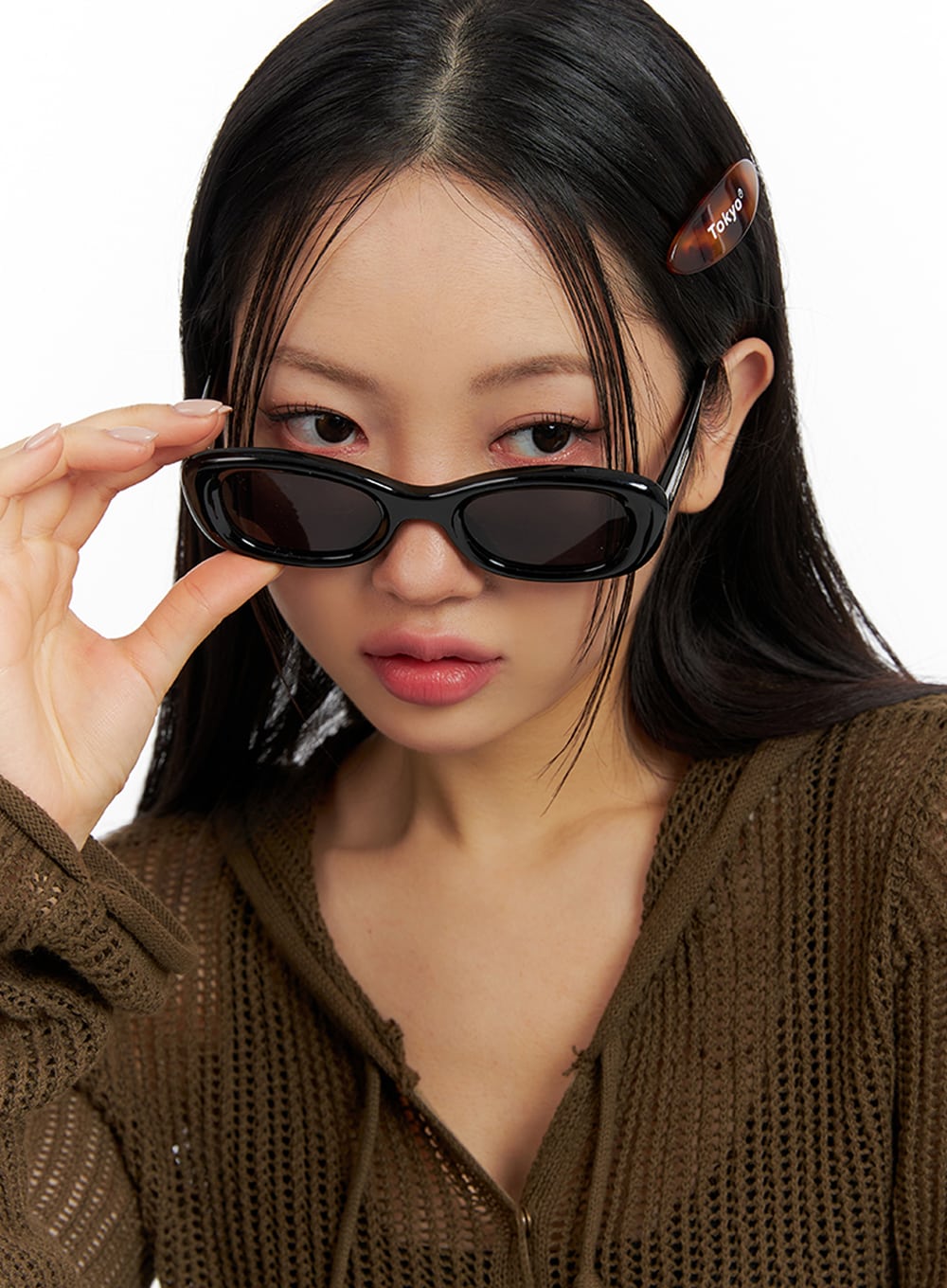 bold-acrylic-sunglasses-if421 / Black