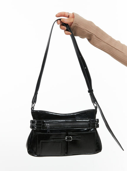 buckled-zipper-faux-leather-shoulder-bag-cg421