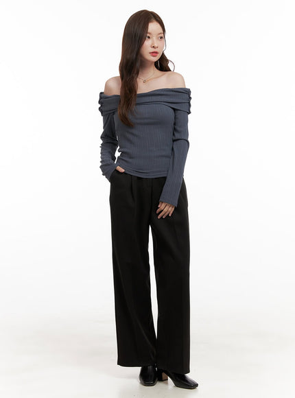 pintuck-solid-wide-fit-trousers-od403