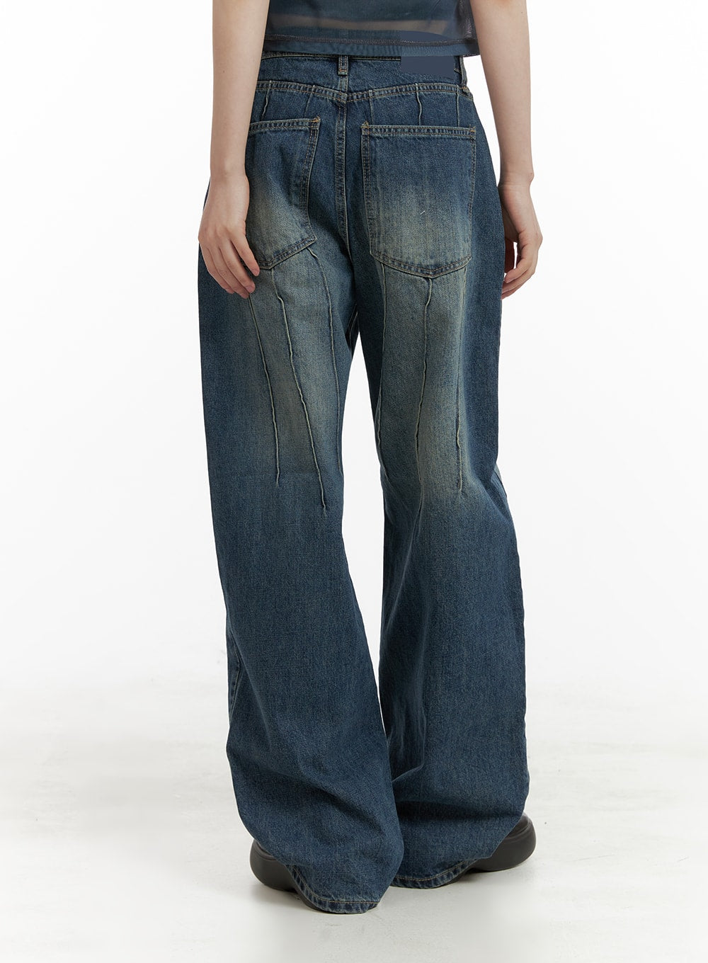 stitched-detail-slim-fit-baggy-jeans-ca412