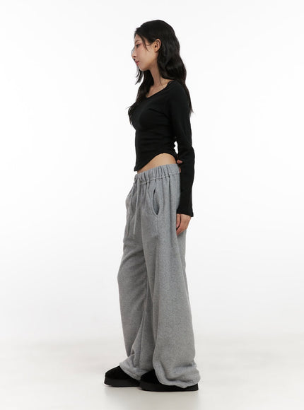 cozy-wide-fit-sweatpants-cn416