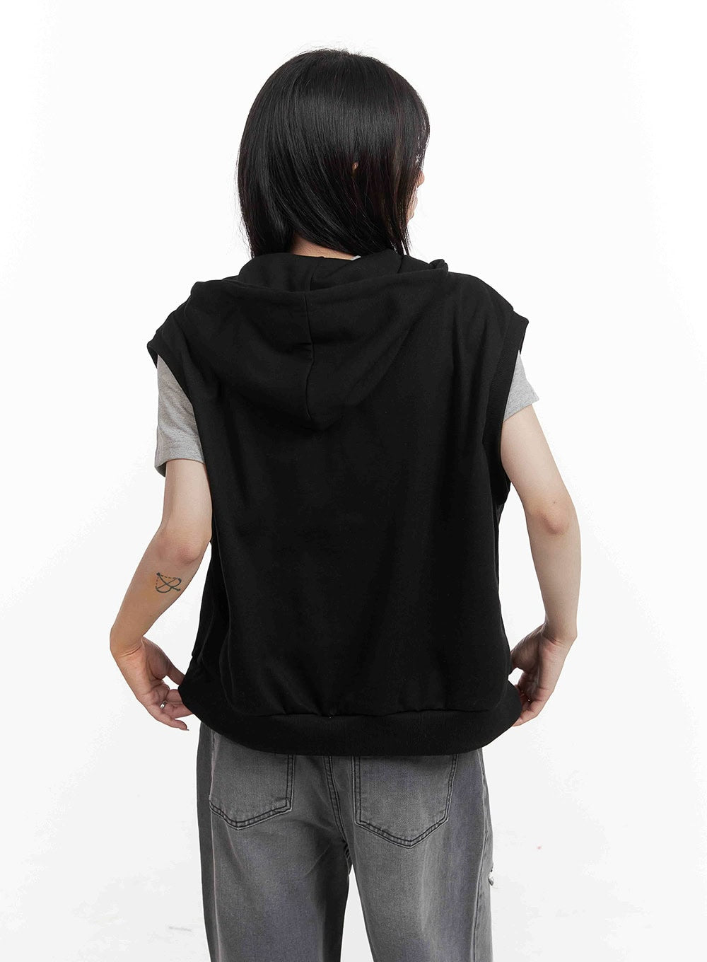 graphic-loose-fit-vest-hoodie-cy407