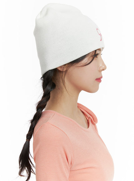 ribbon-embroidered-beanie-om418