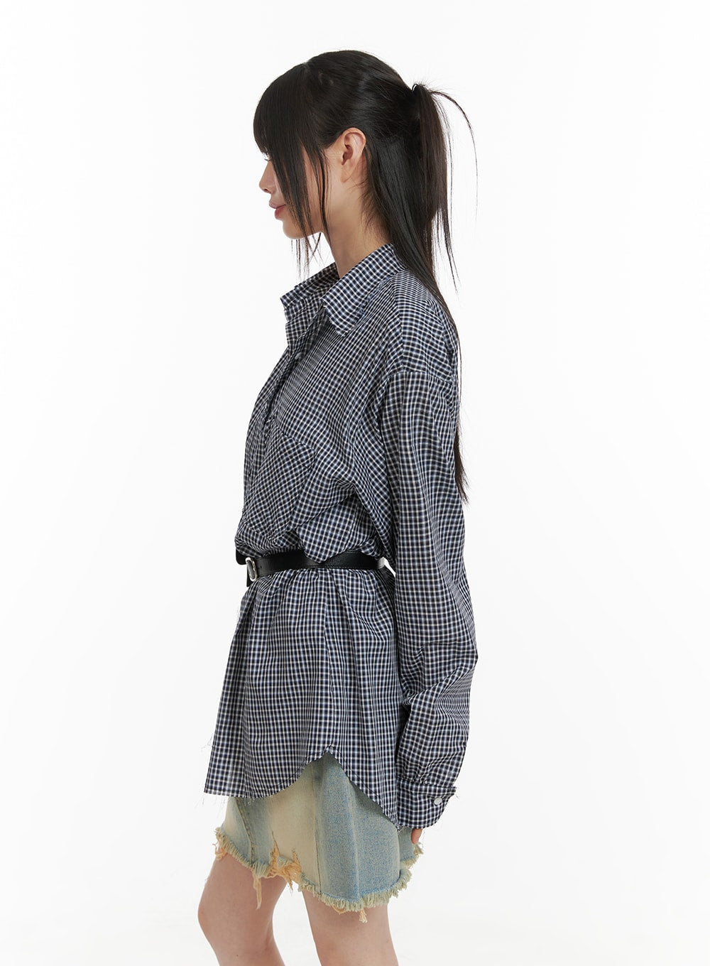oversized-buttoned-plaid-shirt-ca418