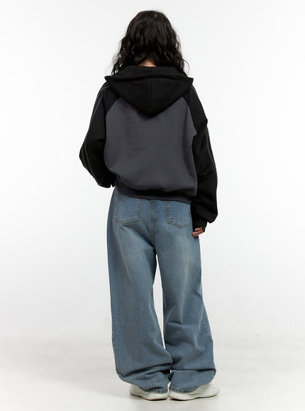 oversized-zip-up-hoodie-on404