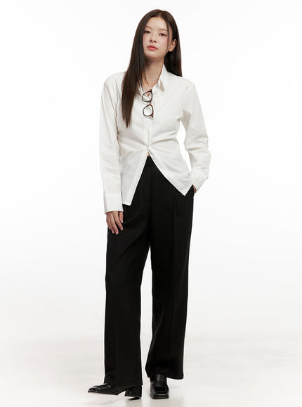 classic-wide-fit-slacks-on422