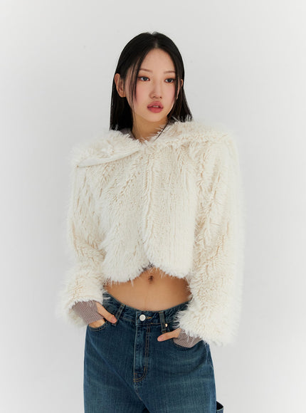 crop-faux-fur-jacket-cn314