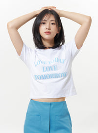 love-graphic-cropped-tee-oy326