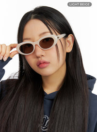bold-acrylic-oval-sunglasses-if421 / Light beige