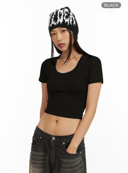 slim-fit-u-neck-crop-tee-ig405 / Black