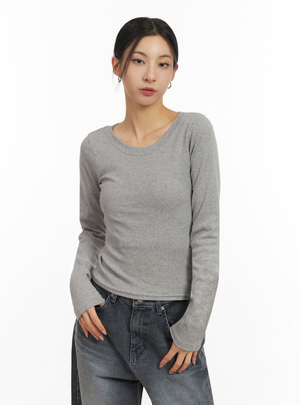 Essential Comfort Round-Neck Top ID431