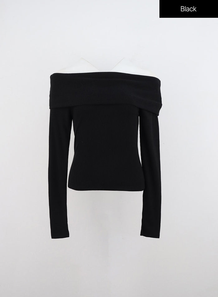 off-shoulder-folded-knit-sweater-in328 / Black