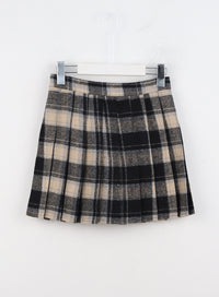 plaid-pleated-mini-skirt-in328
