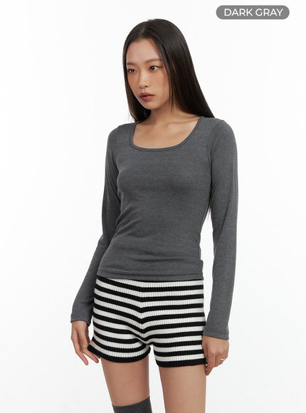 solid-square-neck-long-sleeve-top-co424