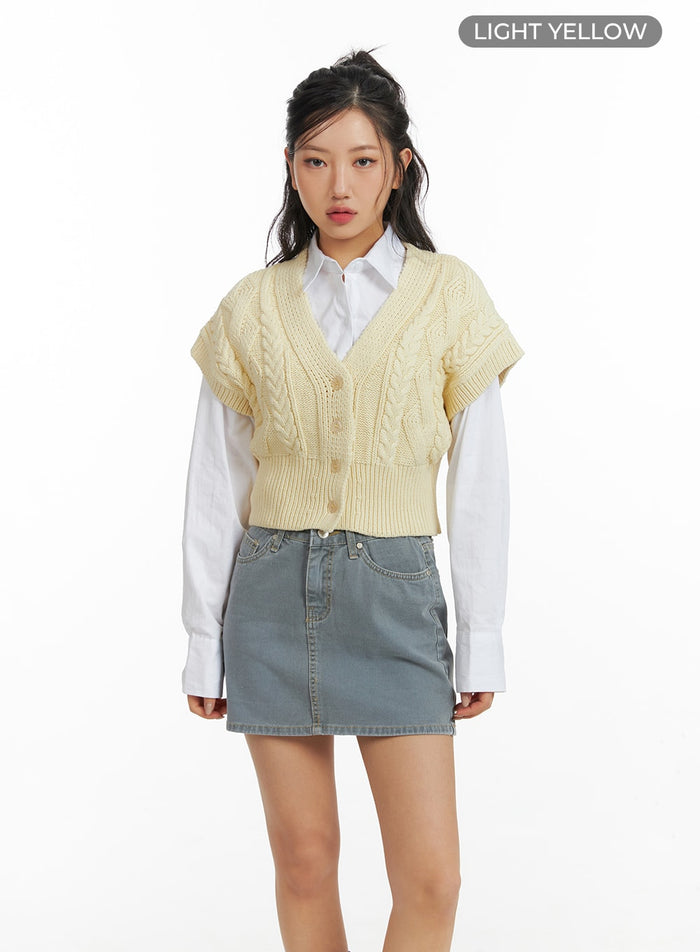 cable-knit-buttoned-vest-cf427 / Light yellow