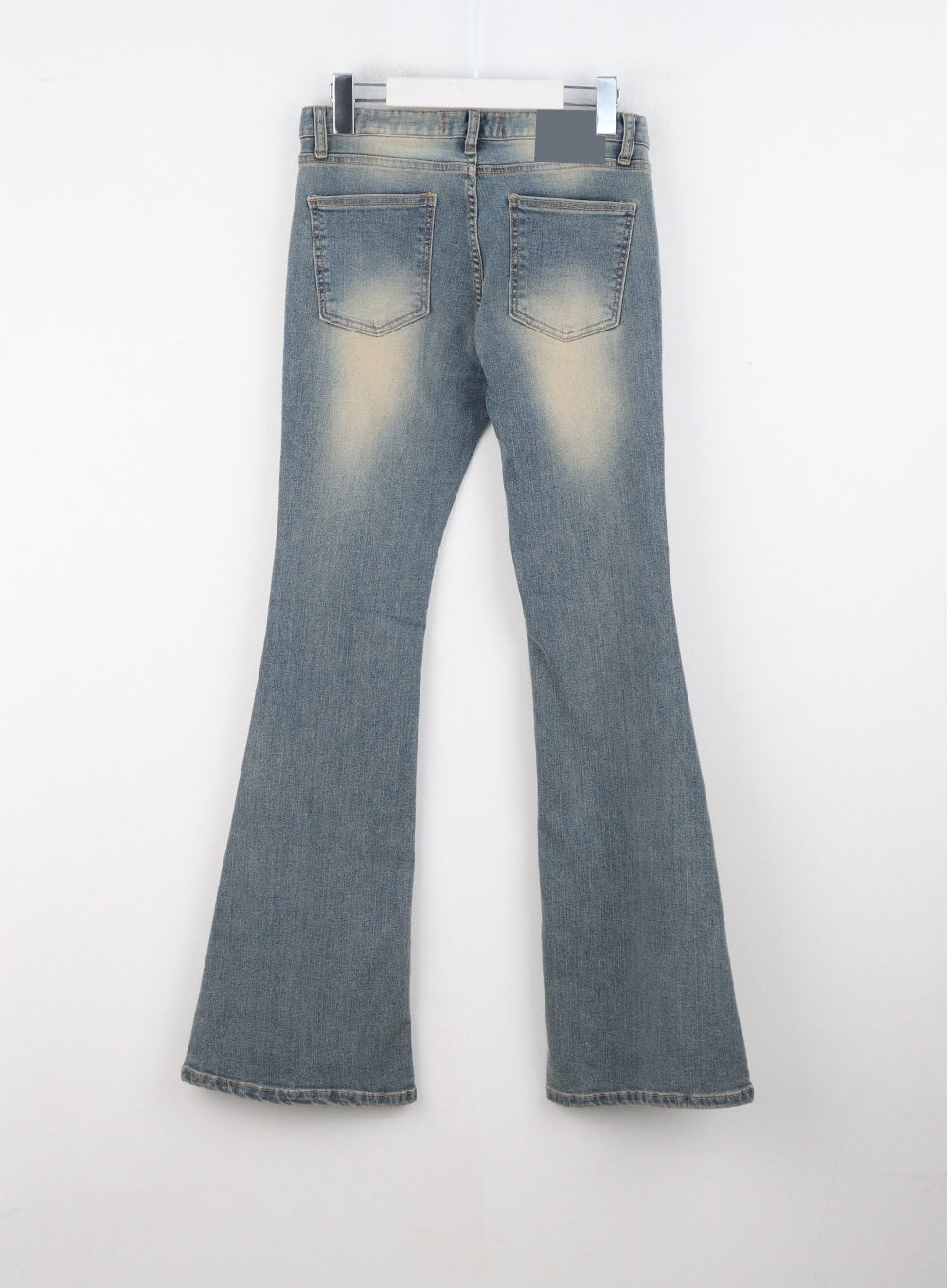 washed-slim-fit-bootcut-jeans-cs302