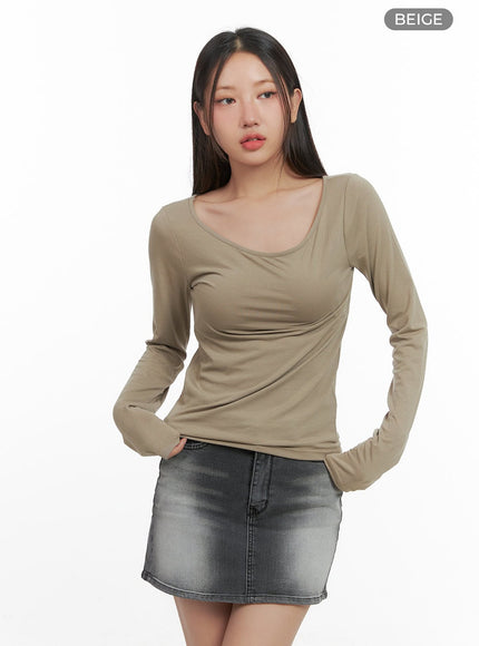 basic-u-neck-long-sleeve-tee-co404 / Beige