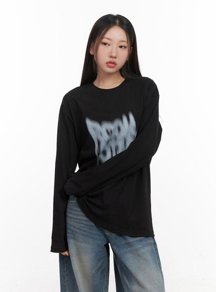 oversized-graphic-print-long-sleeve-tee-cd411 / Black