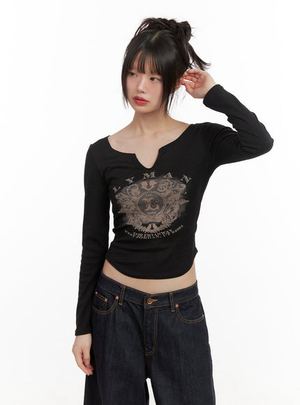 Graphic Slim-Fit Long-Sleeve Crop Top CJ502