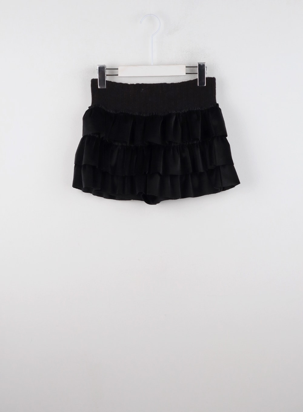 velvet-mid-waist-ruffle-mini-skirt-cd322