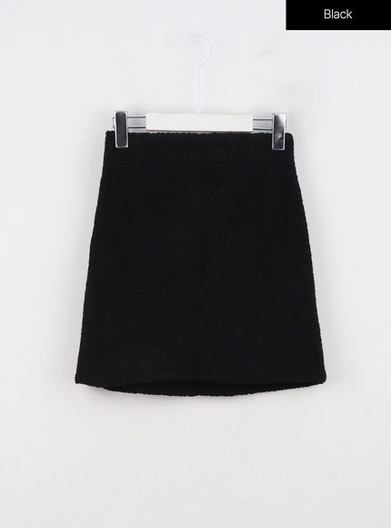 plush-mini-skirt-on320 / Black