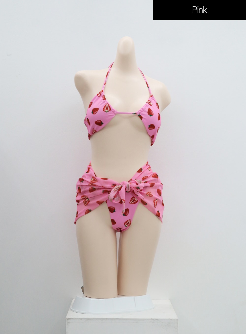 Strawberry Bikini And Sarong Set IM302 - Korean Women's Fashion | LEWKIN –  LEWKIN - JAPAN