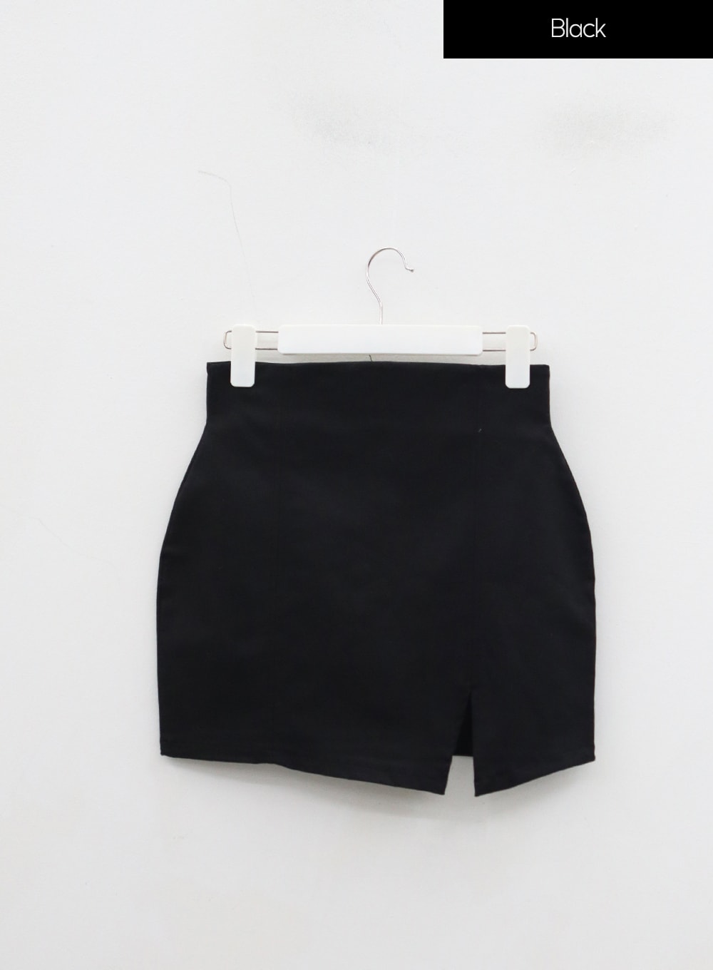 Side Slit Mini Skirt IJ304 - Korean Women's Fashion | LEWKIN